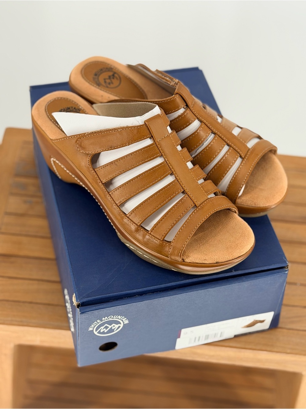 New white mountain Comfort Slide Sandals in Tan - Women's Casual Mule size 9.5